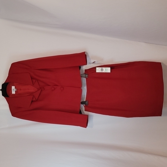 LE Suit Petite Crimson Crepe  2 Piece Skirt  And Blazer Suit - Picture 14 of 17
